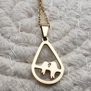 Close 2 UR Heart stainless steel 18 inch chain Two love birds on a wire